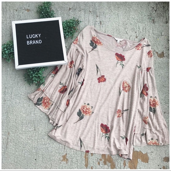 Lucky Brand Tops - Lucky Brand Duquet Floral Ruffle Top